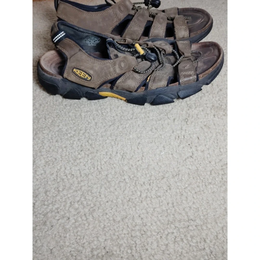 KEEN Daytona II Leather Fisherman Sandals Brown Men's 10.5 Comfort Outdoor Beach